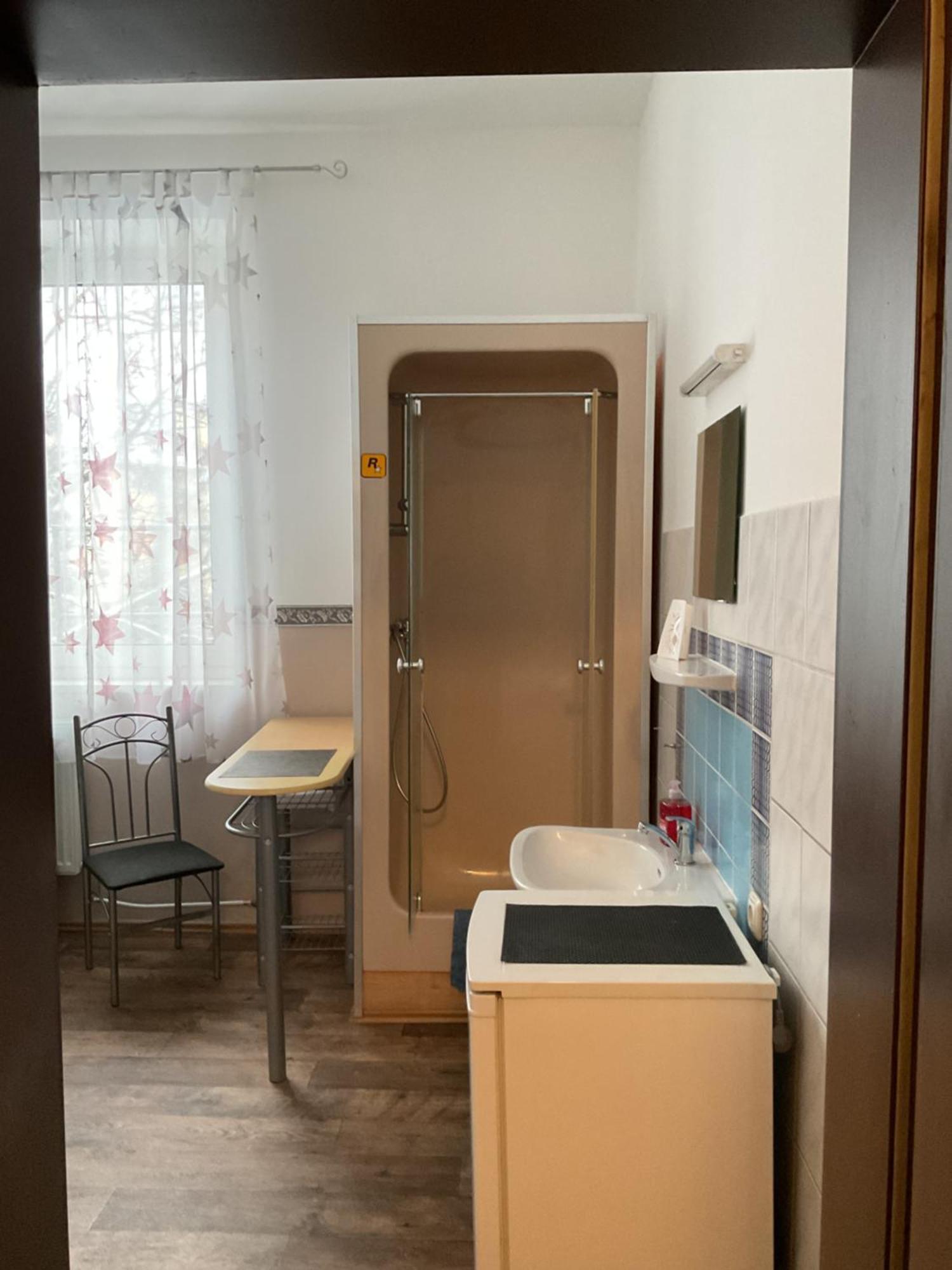 Pension&Hostel Anna - Monteurzimmer München Ngoại thất bức ảnh