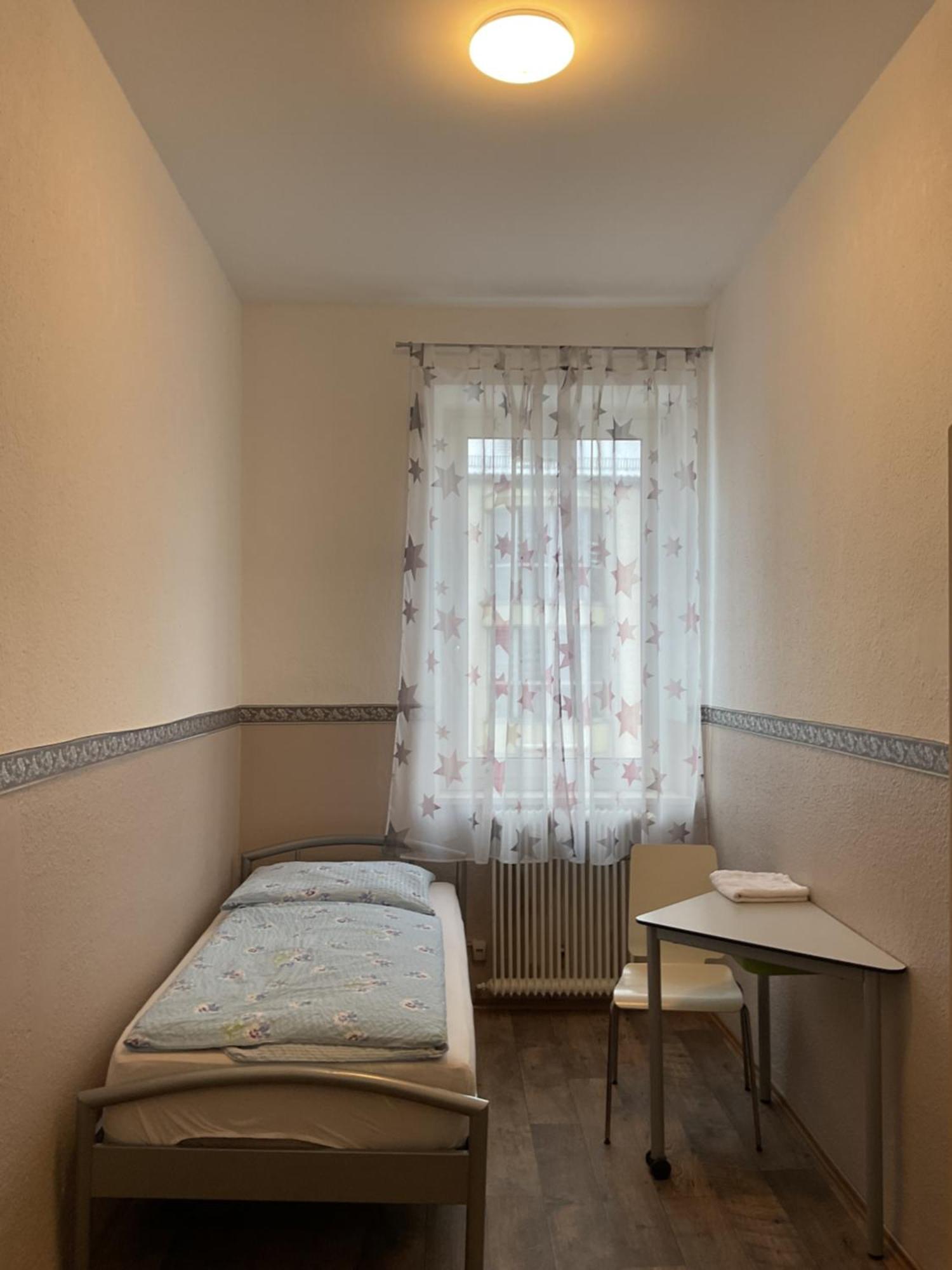 Pension&Hostel Anna - Monteurzimmer München Ngoại thất bức ảnh