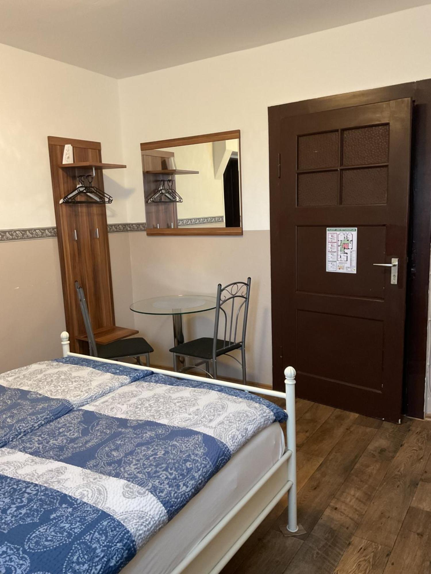 Pension&Hostel Anna - Monteurzimmer München Ngoại thất bức ảnh